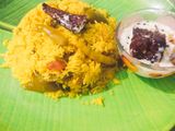 मेथी वेज बिरयानी विद तडका दही (Methi Veg Biryani With Tadka Dahi Recipe In Marathi)
