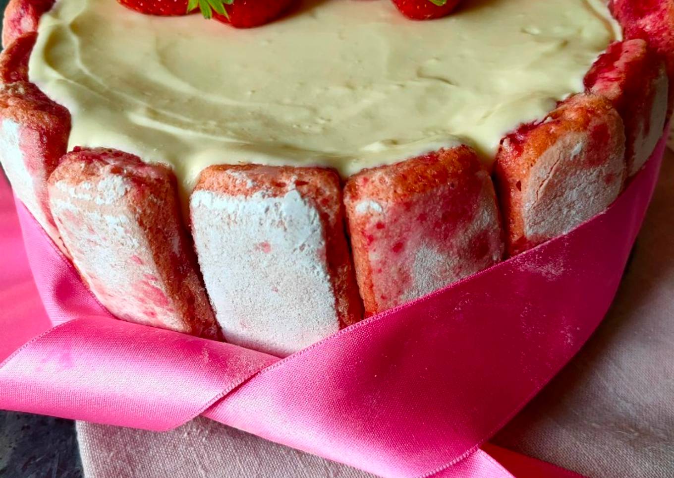 Charlotte aux fraises façon Tiramisù