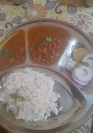 A picture of Rajma chawal.