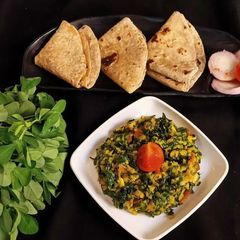 A picture of Methi Besan sabji.
