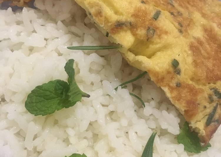 Herbs Omelette With Butter Rice