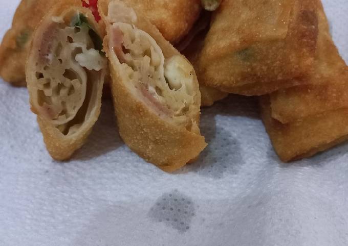 Ternyata ini lho! Resep bikin Lumpia indomie  nikmat