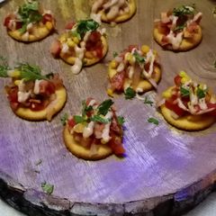 A picture of Monaco bites.