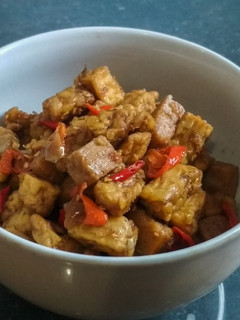 Foto resep Kecap pedas tempe, tahu, rolade