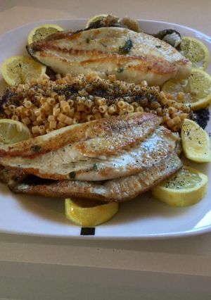 Una foto de Rodaballo con pasta