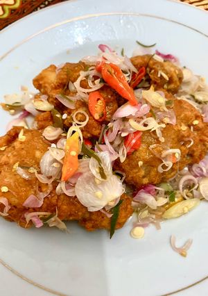 Foto resep Ayam Goreng Tepung Sambal Matah