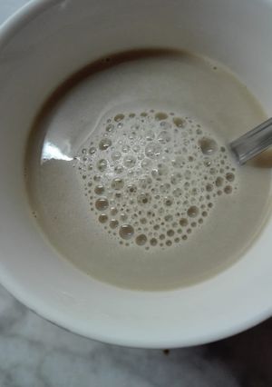Una foto de Café con leche rápido