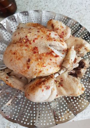 A picture of My Steam, Pressure cooked Salt & Pepper Chicken. 😀.