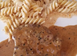 Una foto de Filete a las tres pimientas