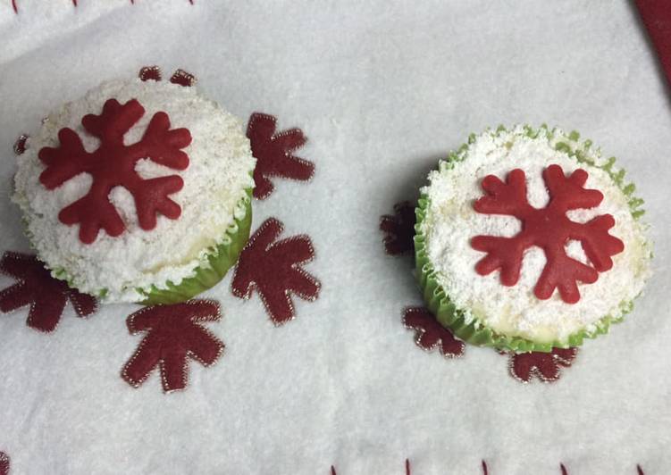 Snow Cake/Cupcakes #Christmas Baking Contest