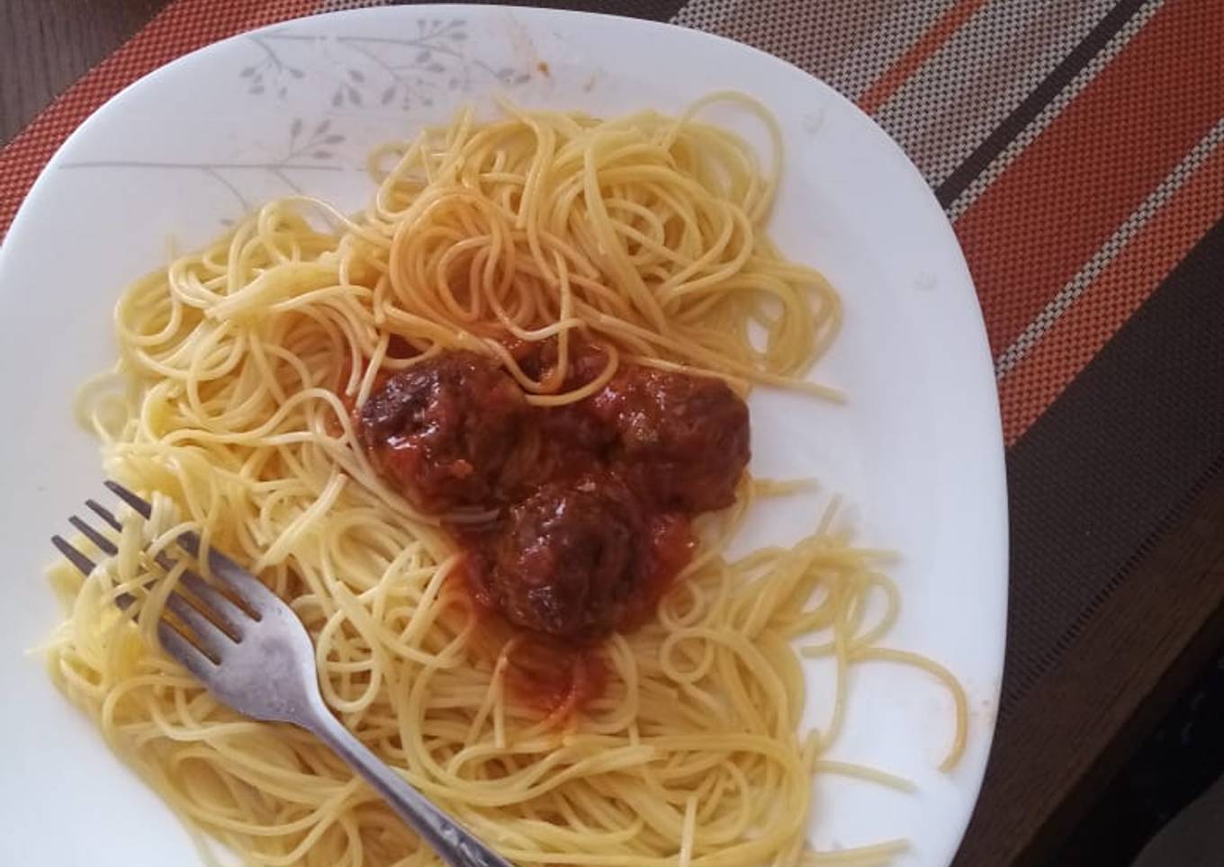 Spaghetti and meatballs