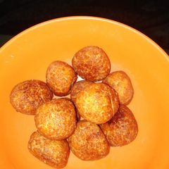 A picture of Gullisuwa (milk candy).