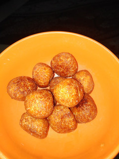 A picture of Gullisuwa (milk candy).