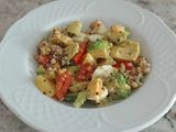 Quinoa en ensalada 🍅🥑🥚🍍
