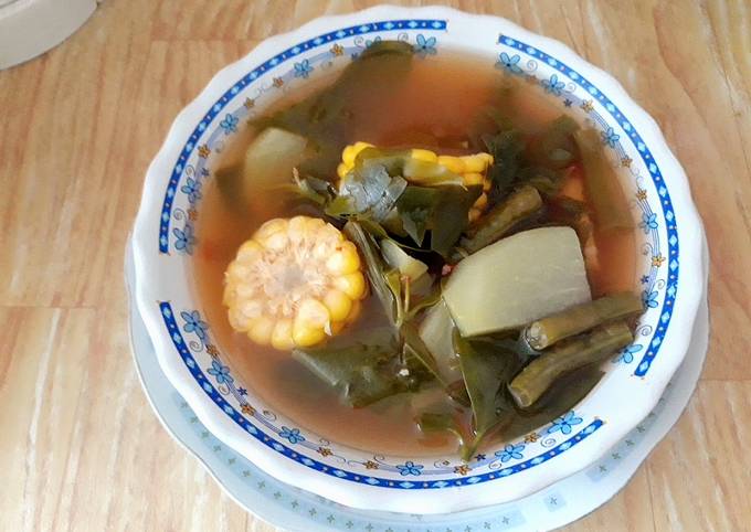 Sayur asem daun melinjo