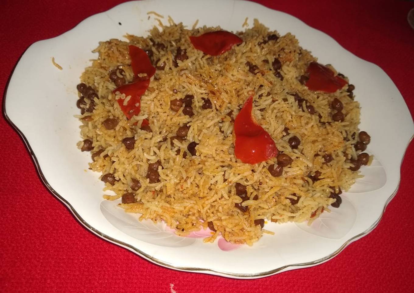 Achari kala chana pulao