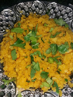 मटर पोहा (Matar poha reciep in hindi) रेसिपी मुख्य फोटो