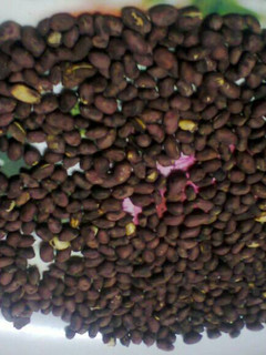 A picture of Roasted groundnuts/ njugu karanga.