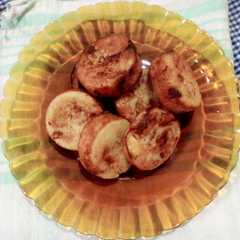 A picture of Roti Pisang khas banjar.