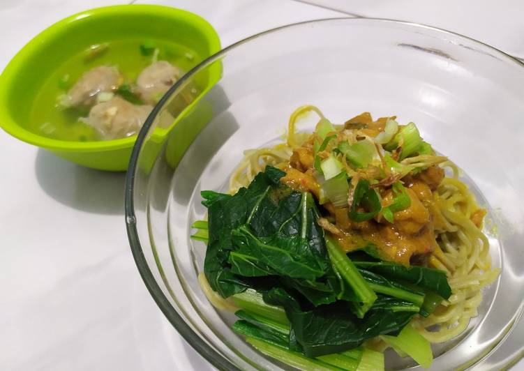 Resep Mie Ayam Gerobak yang Enak Banget