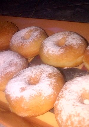 Foto resep Roti goreng isi ayam dan donat