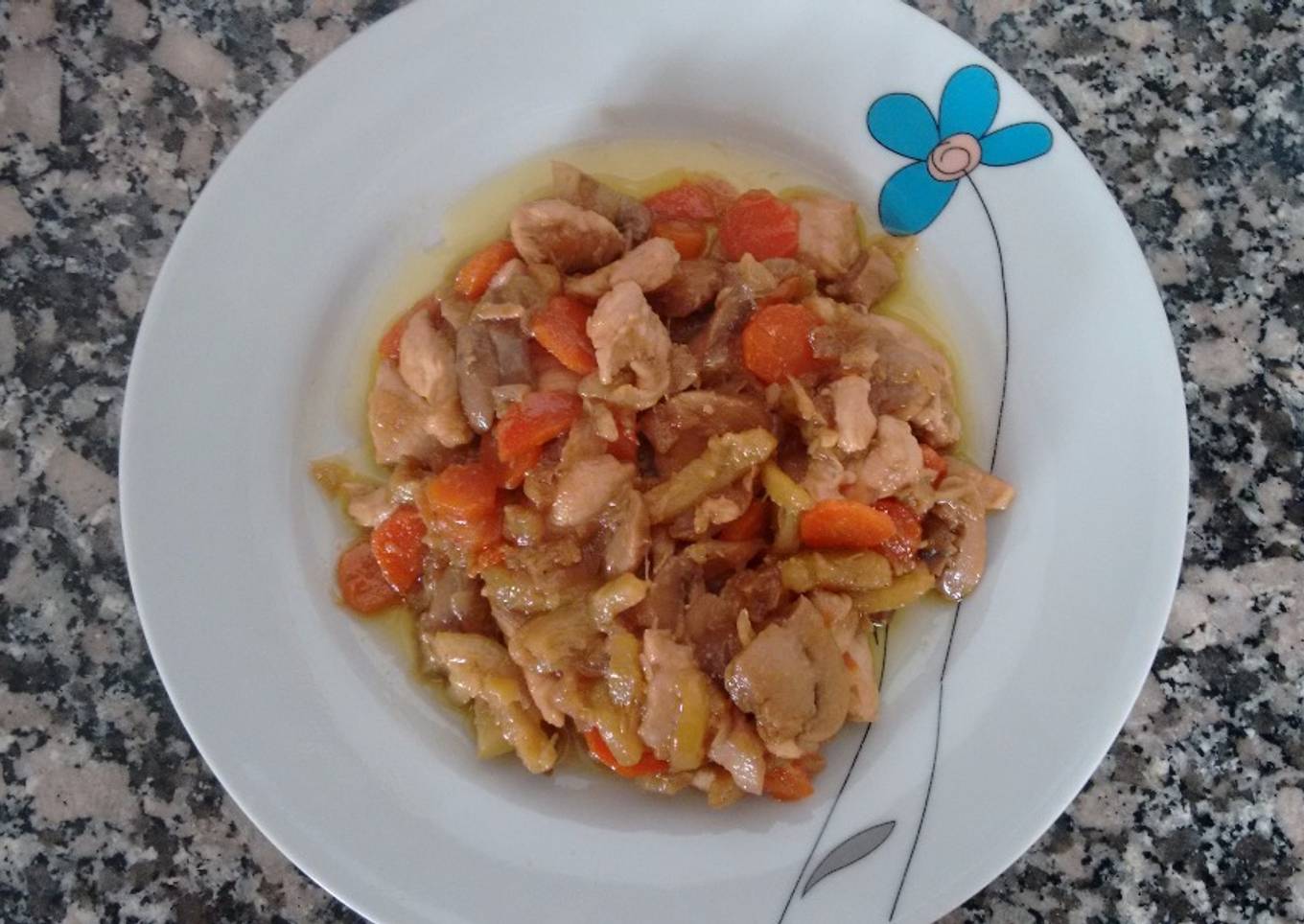 Pollo con verduras