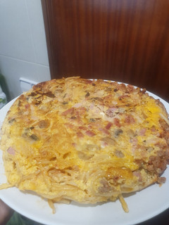 Una foto de Fritatta de spaguetti
