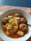 Albondigas con patatas.ॐ
