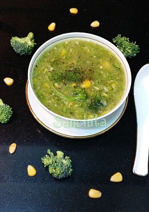 A picture of Sweet Corn Broccoli Soup.