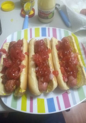 Una foto de Hot dogs con tocino