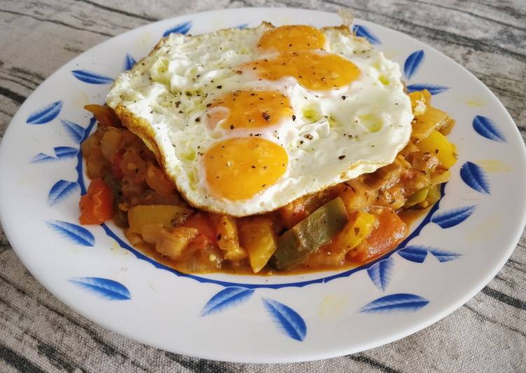Pisto con huevo