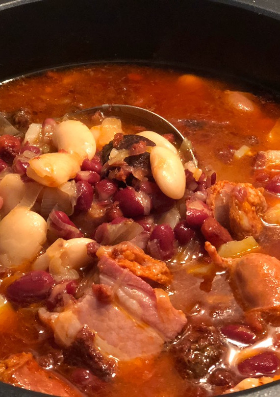 Una foto de Fabada fácil y riquísima!