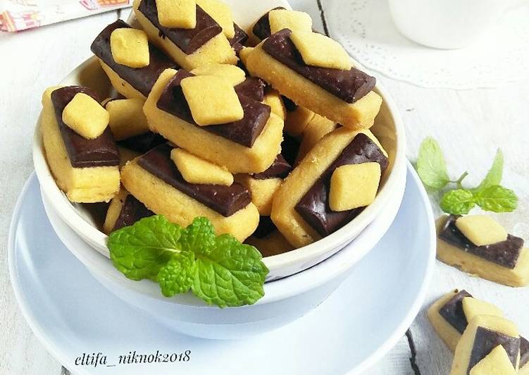 Chocolate stik cookies