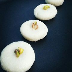 A picture of Sandesh.