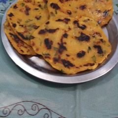 A picture of Mekki ki roti.