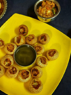 பானி பூரி(pani puri recipe in tamil) செய்முறை முக்கிய புகைப்படம்