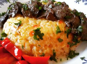 O poză a rețetei Pilaf și ficăței de pui🥘.