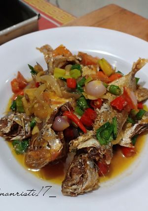 Foto resep Tumis ikan asin peda