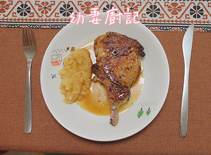 [白色情人節]英式香煎豬排佐蘋果醬 的食譜成品照片