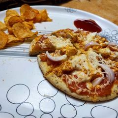 A picture of Paneer Pizza.