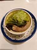 剝皮辣椒雞湯加高麗菜