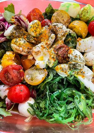 Une photo de Salade healthy de printemps de Bodyandfly