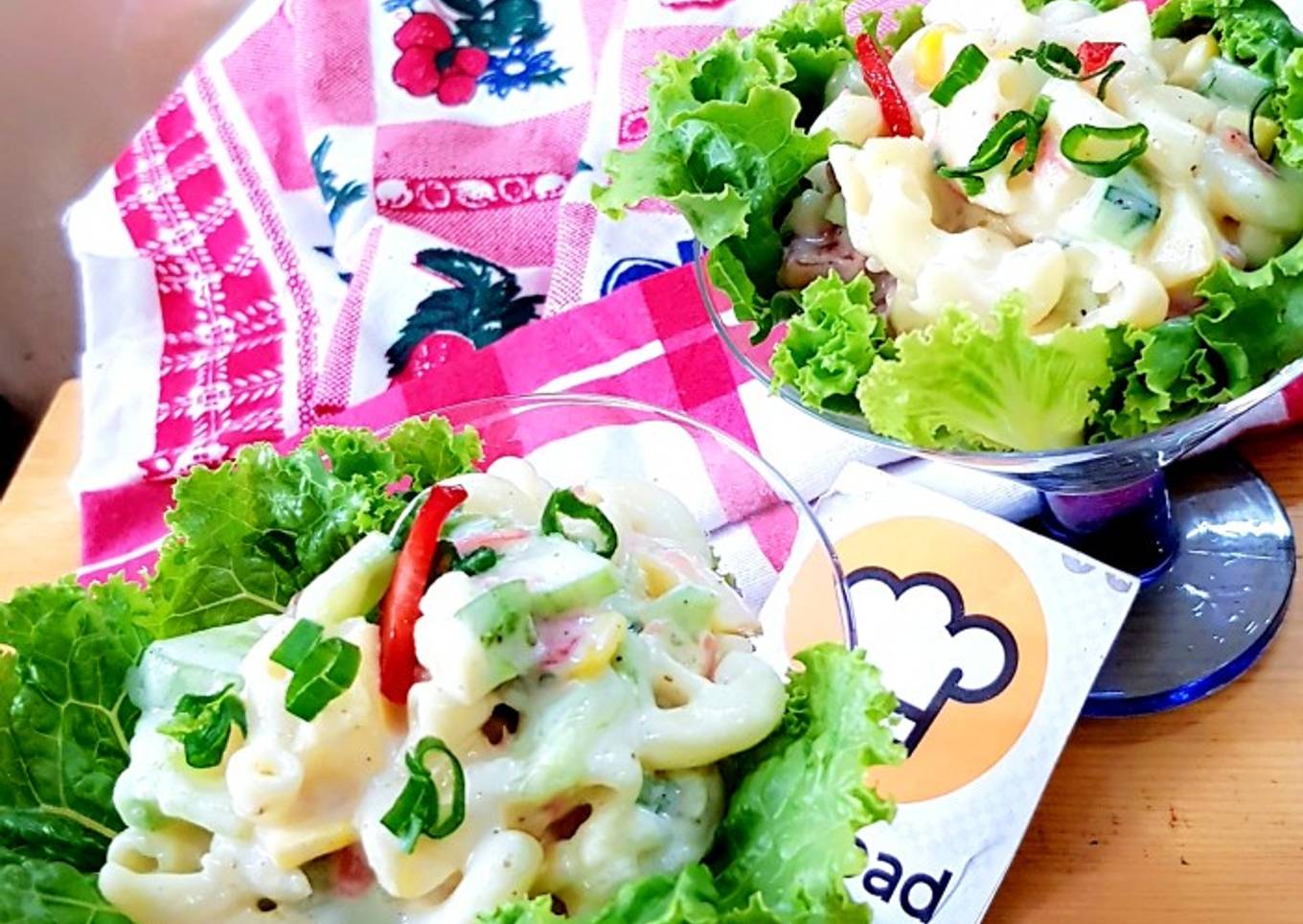 Creamy pasta ceasor salad