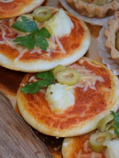 صورة لوصفة ميني بيتزا 🍕