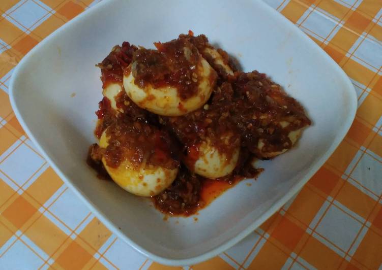 Cara Gampang Menyiapkan Balado Telur Ayam Pedas, Lezat Sekali