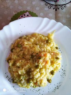 Una foto de Risotto de langostinos a la Mozarella 😋