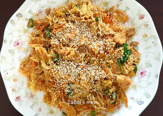 Bagaimana Membuat Bihun Goreng Saus Wijen Sangray Anti Gagal