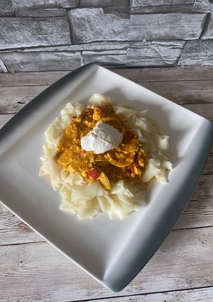 Tojás pörkölt tejfölösen🥰 recept fotója
