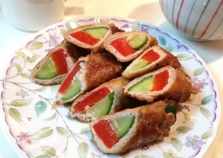 Paprika & Cucumber Meat Roll saus teriyaki