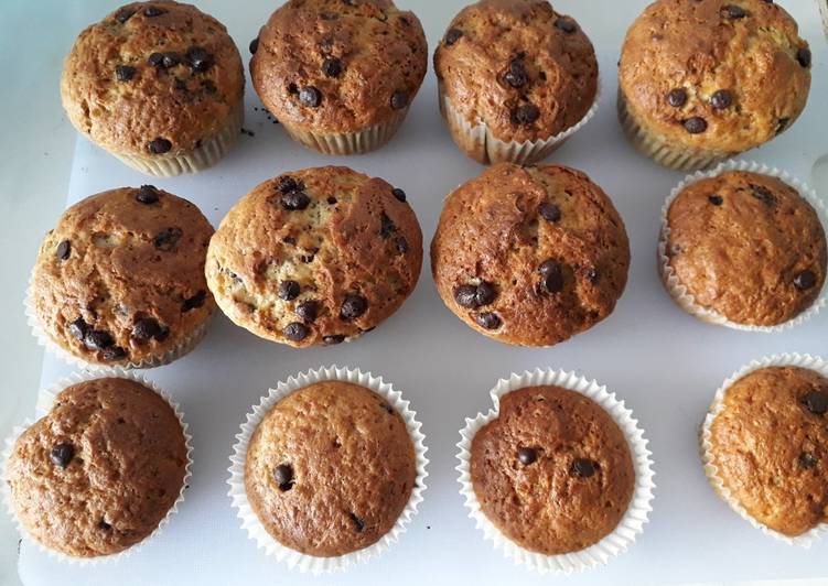 Steps to Make Any-night-of-the-week Chocolate chip cupcakes